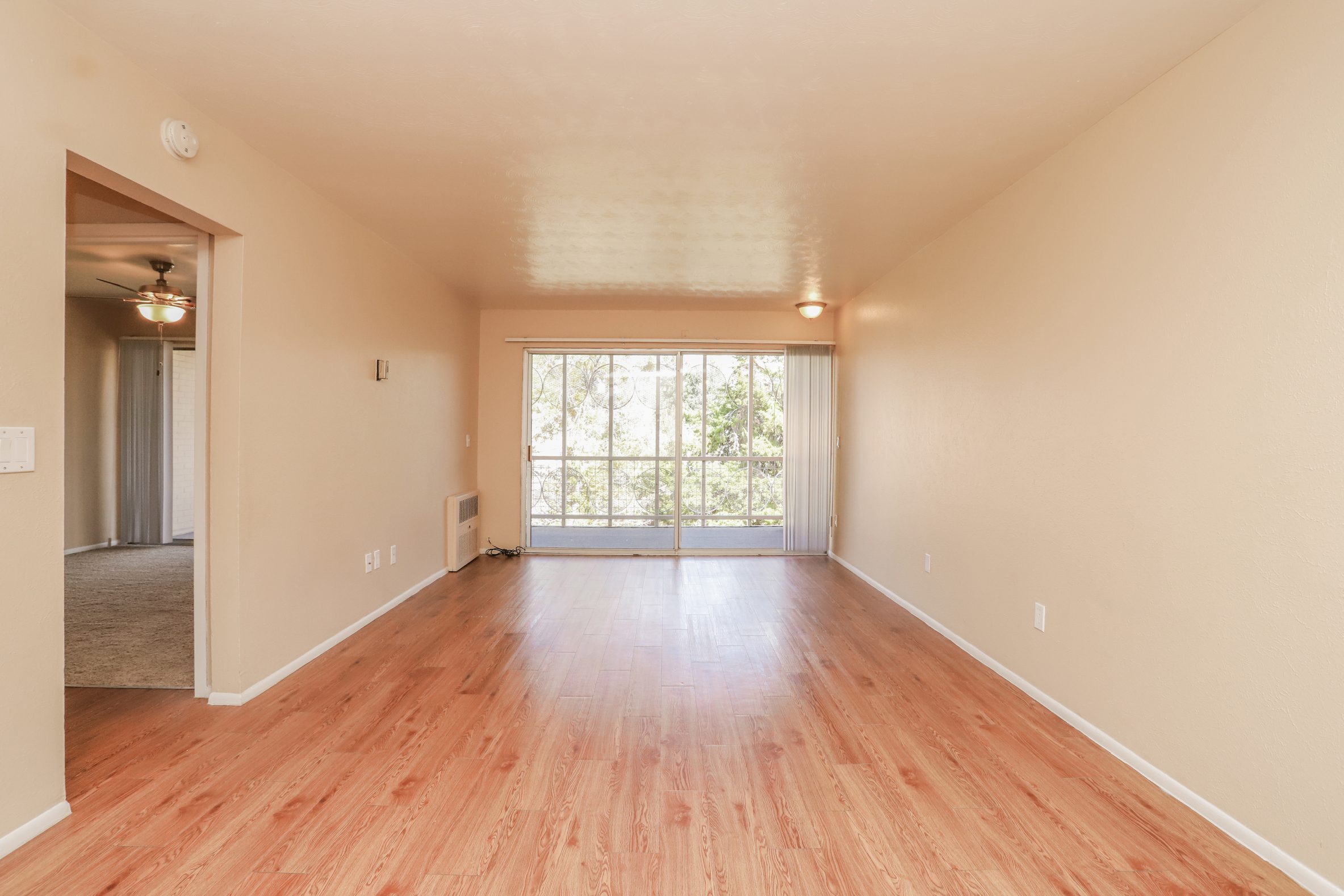 Country Club Gardens Cornerstone Apartments